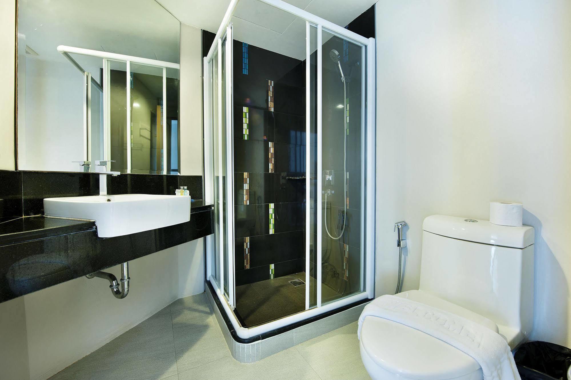 Ratana Platinum Resort Kamala Kültér fotó