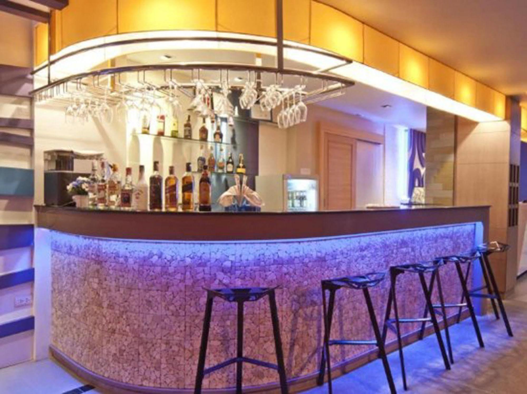 Ratana Platinum Resort Kamala Kültér fotó